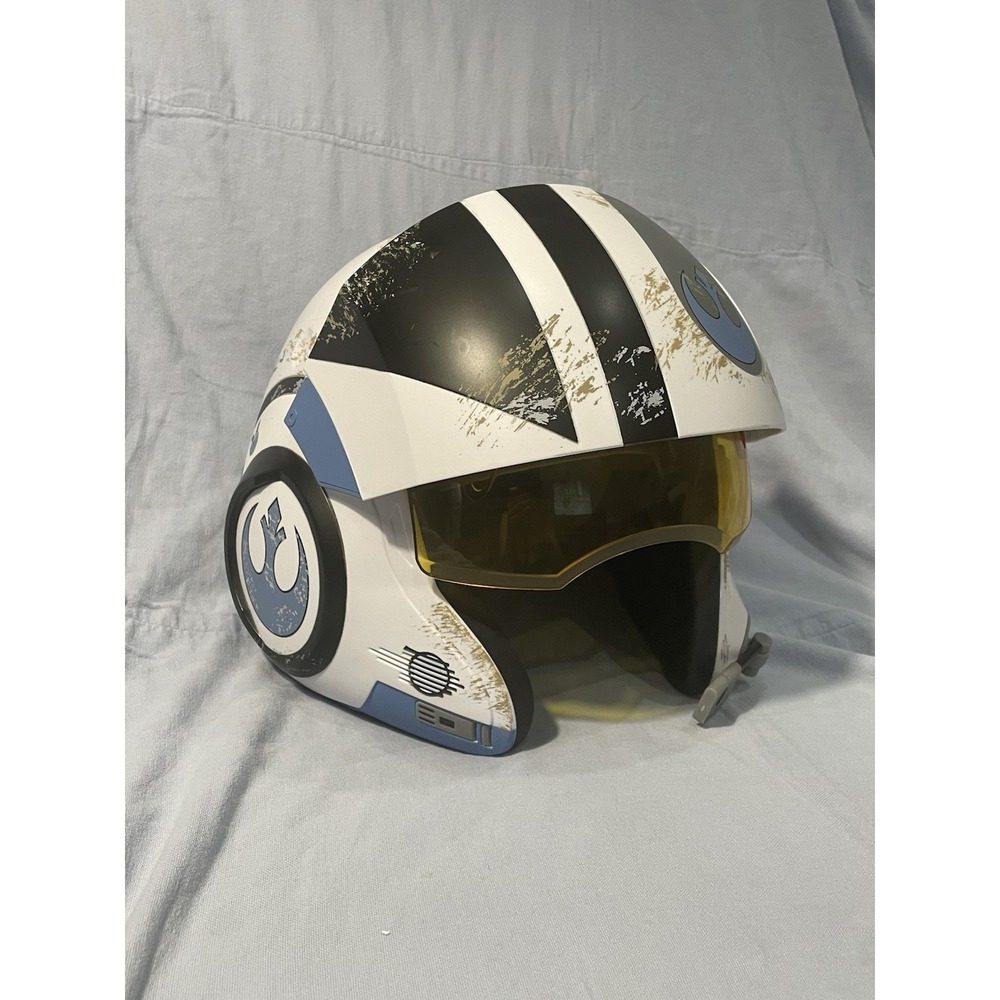 NEW Disney Parks Star Wars Galaxy's Edge White‎ Poe X-Wing Pilot Helmet W/Sounds